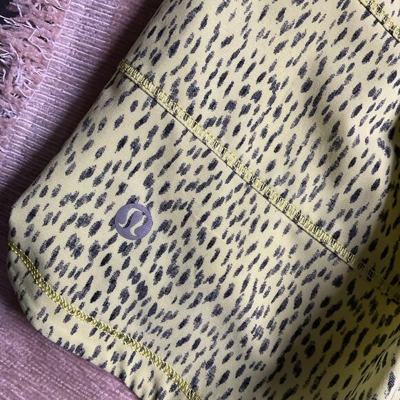 Lululemon pace rival skirt size 10 Dottie dash hard to find like new - Picture 4 of 5